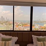 Downtown 2Br - Unbeatable City Views